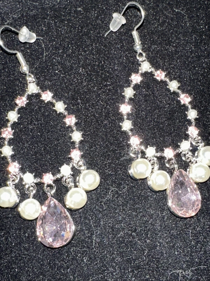 J CREW 蛋白石粉色水钻珍珠吊灯耳环全新出价 4 慈善❤️317x2 — 第 3/4 张图片