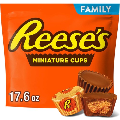 REESE'S Miniatures Milk Chocolate Peanut Butter Cups 17.6oz – Family Pack Candy - Picture 2 of 7