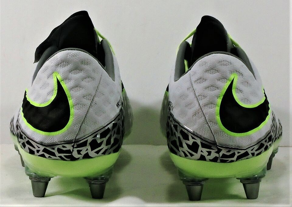 Nike Hypervenom Phinish II SG-PRO Men's Soccer Cleats Style