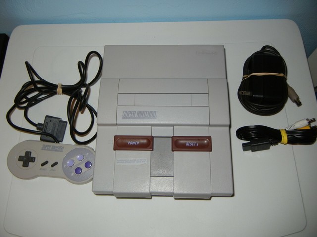 Super Nintendo Entertainment System Gray Console SNES
