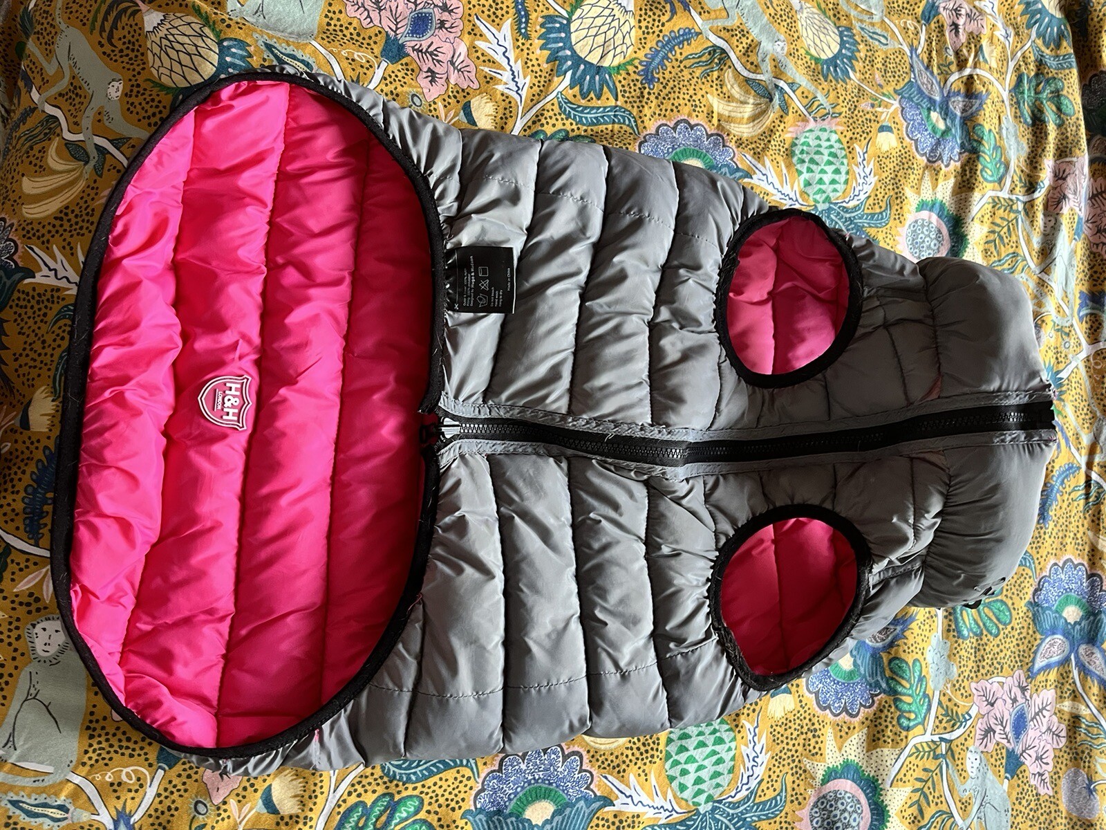 DOG COAT HUGO & HUDSON PINK & GREY DOG PUFFER VEST JACKET L55 NEW