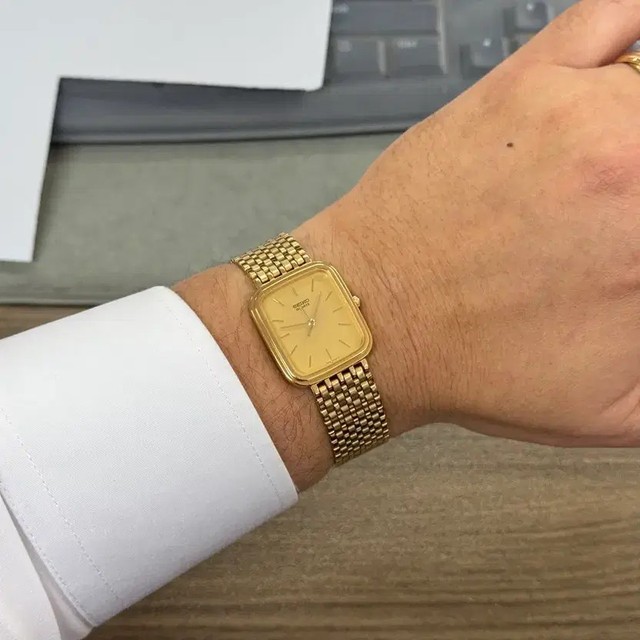 Seiko Vintage Gold Quartz Watch, 29x24mm, Lightly Used