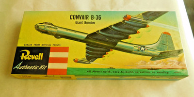 Revell Convair B-36 Giant Bomber H205:98 1954 model kit with swivel base