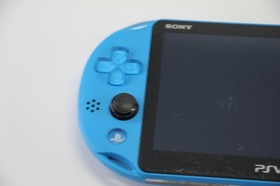 Sony PS Vita PCH-2000 Aqua Blue  Console 4GB USB Cable