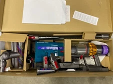 SV 47 Dyson V15 Detect Submarine Cordless Vacuum Cleaner - Read vg