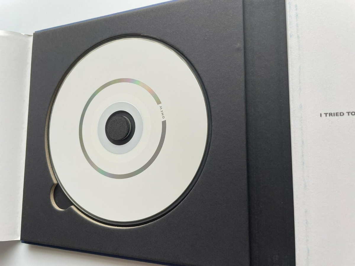 SHINee ONEW VOICE Blue ver. 1st Mini Solo Album 2018 CD + Official