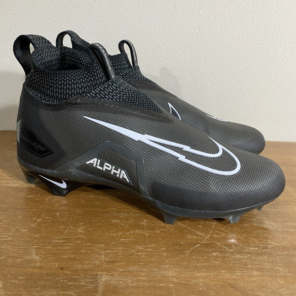 NEW Nike Alpha Menace Elite 3 Black Football Cleats CT6648-010 Mens Size 12 Amazon.com | Nike Alpha Menace Elite 3 CT6648-010 Black-Iron  main image 2