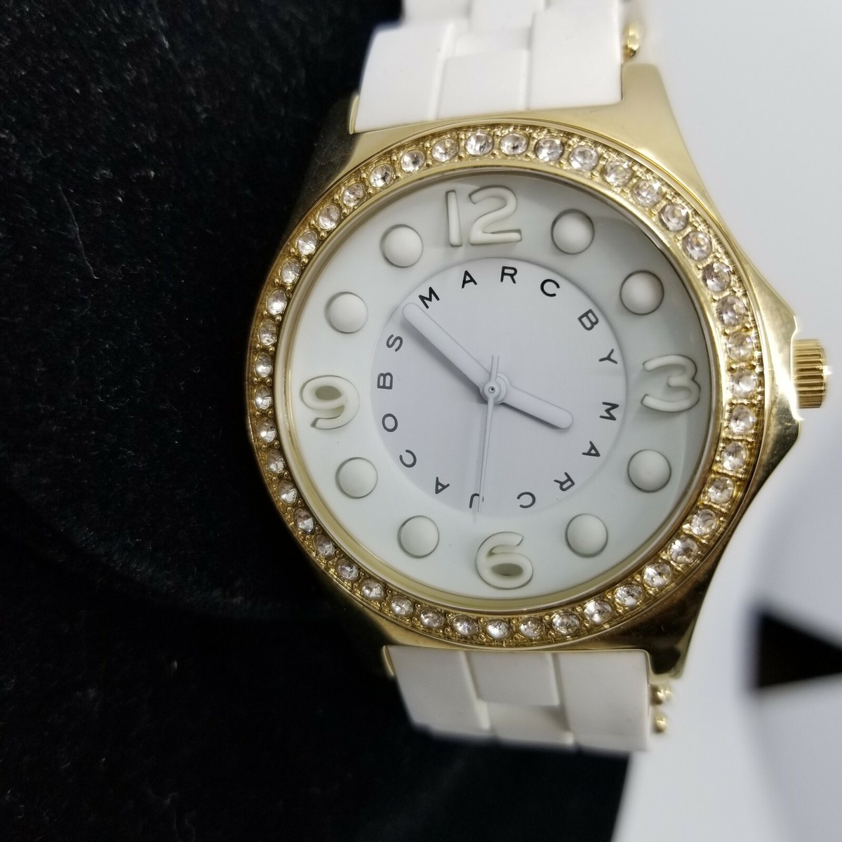 Marc by Marc Jacobs Pelly Womens White Silicone Watch Needs  display picture 2