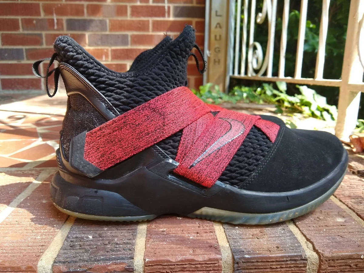 Ongemak bord Erfenis Nike LeBron Soldier 12 Red Straps Black on Red Men 9 US | eBay