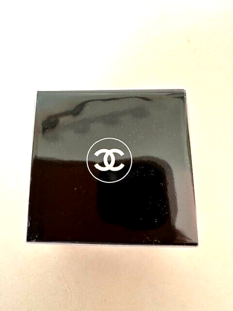 CHANEL Le Lift Creme Yeux Eye Cream - 0.5 fl oz for sale