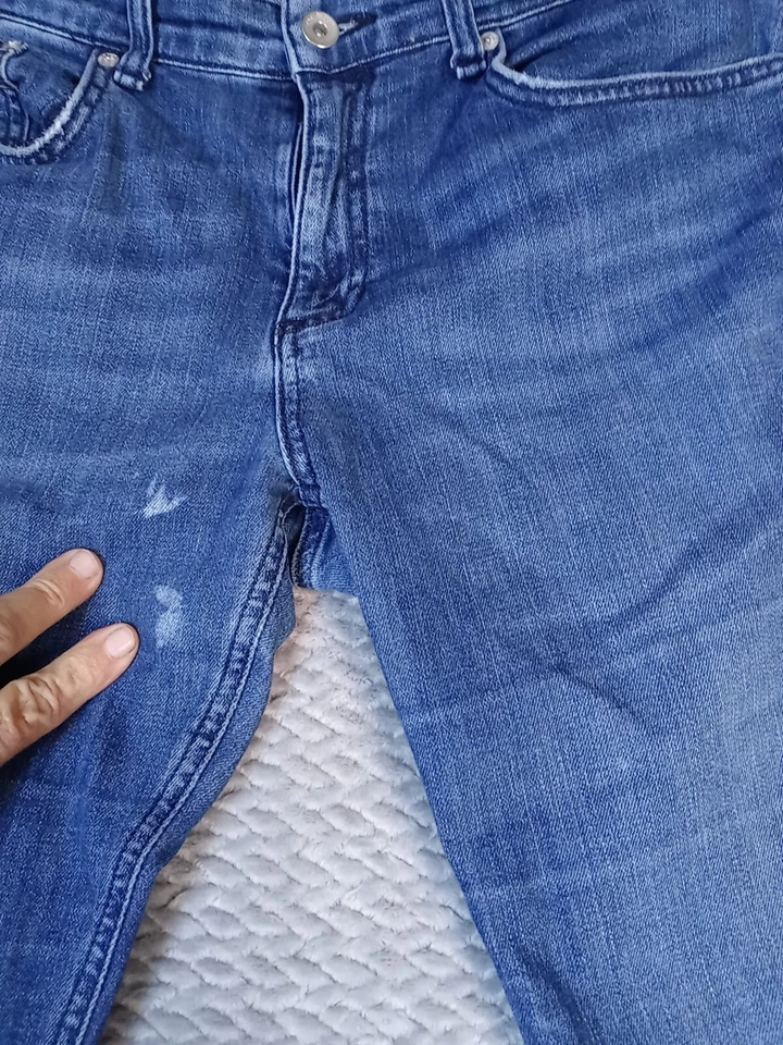 Rag & Bone Dre Low Rise Slim Boyfriend Jeans Womens 31 Raw Hem 36x26 Distressed - Image 4 of 4