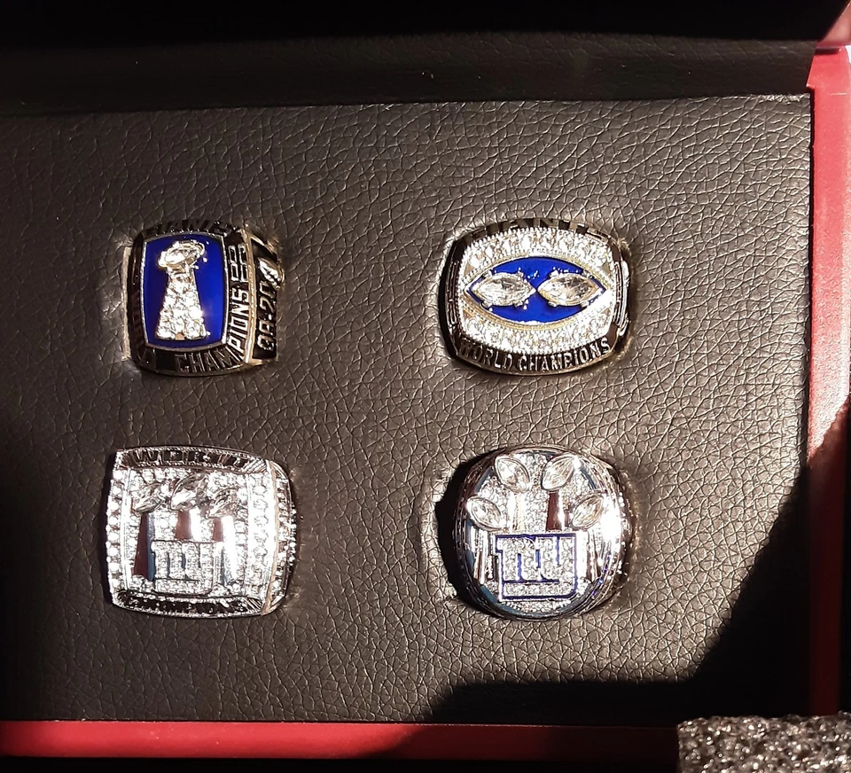 NEW YORK GIANTS 100th ANIVERSARY SEASON TICKET HOLDER BOX 4 RINGS + TICKET SET  - Image 4 of 4