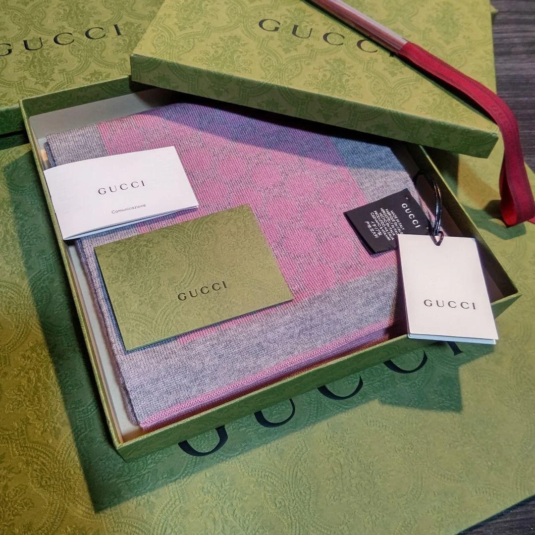 Etole foulard en laine rose Gucci 23x180cm Made in Italy
