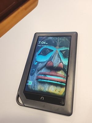 Barnes & Noble Nook Color BNRV200 -A   7  Tablet Reader