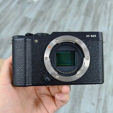 Fujifilm X-M1 16.0MP 16.3MP Digital Camera Black Body Fujifilm X Series