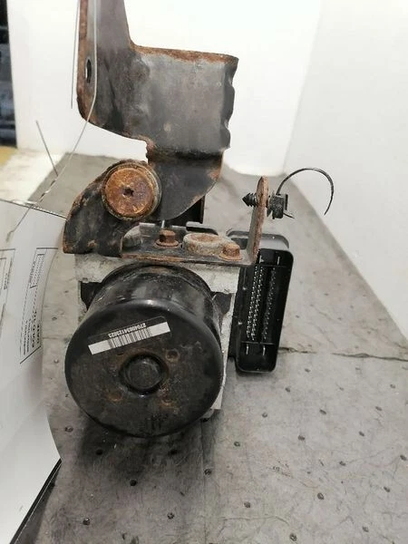 Conjunto de bomba de control de freno antibloqueo ABS Ford Transit Connect 2010-2013 OEM Foto 4 de 4