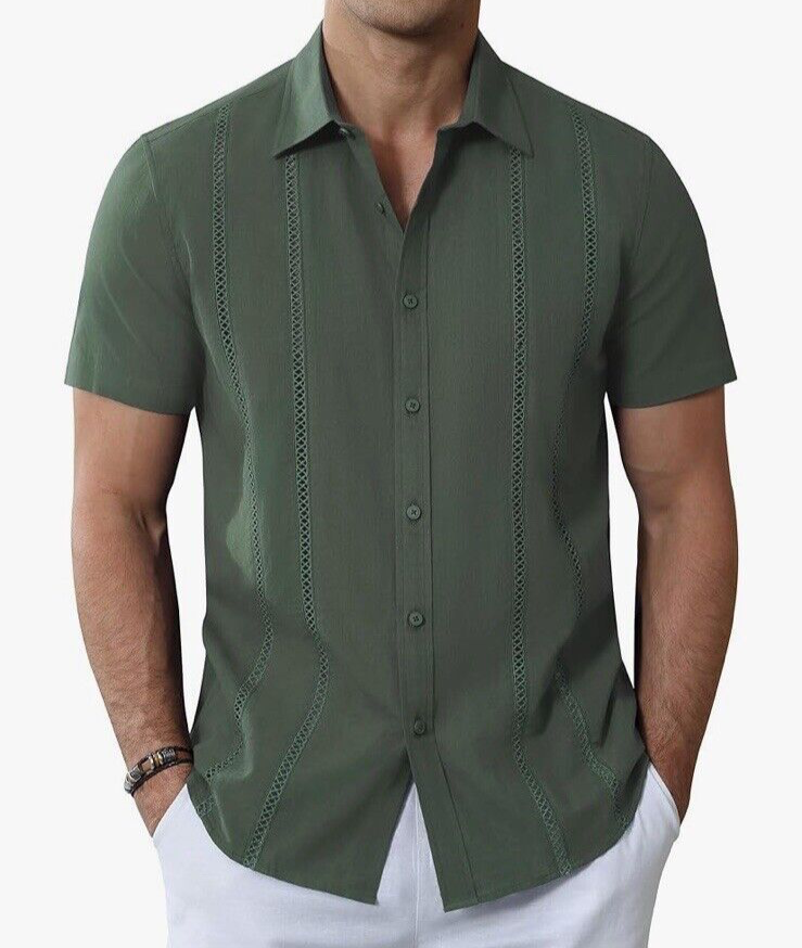 men's Design In shirt size medium green button down collar short sleeve