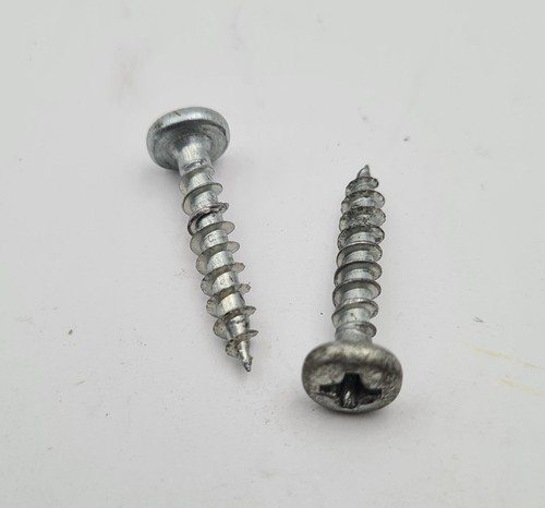 2x Schraube für Mittelkonsole für FORD SCORPIO MK1