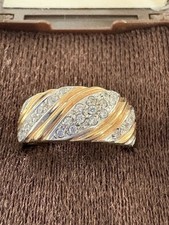 stunning 9ct gold 29 stone diamond ring, hallmarked Shipton & Co size m