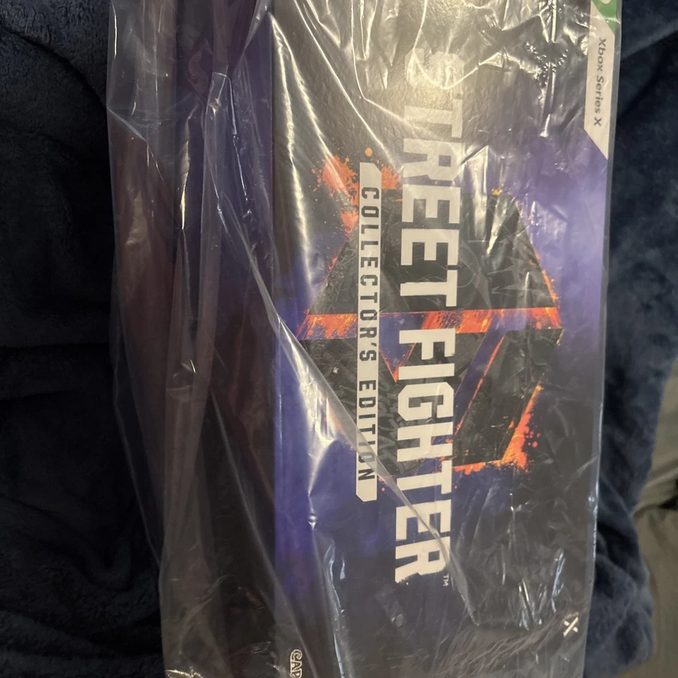 Street Fighter 6: Collector's Edition (Microsoft Xbox Series X, 2023) - Image 2 of 2