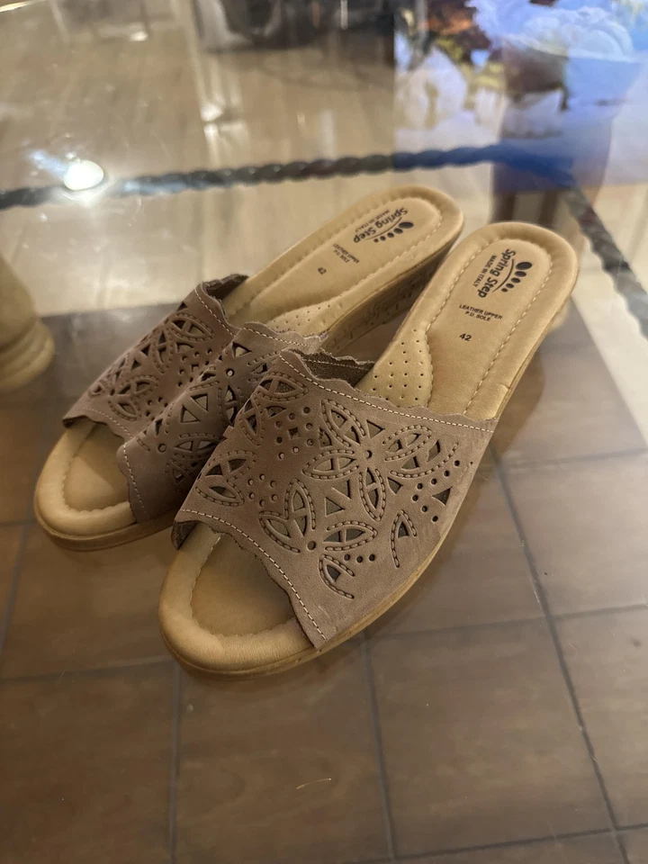 Spring Step Shoes Womens Size 11 Beige Leather Slide Sandals Cutout Made Italy - Image 3 of 4