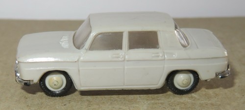 OLD ORIGINAL MADE IN FRANCE 1962 NOREV RENAULT 8 R8 BLANC PERLE REF 68b 1/43