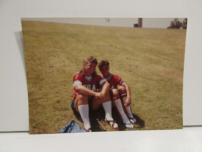 1980S VINTAGE FOUND PHOTOGRAPH COLOR ORIGINAL ART PHOTO USA WOMENS SOCCER FEMALE