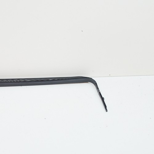 OEM BMW X5 E70 PANORAMIC SUNROOF SLIPSTREAM WIND DEFLECTOR 54137171811