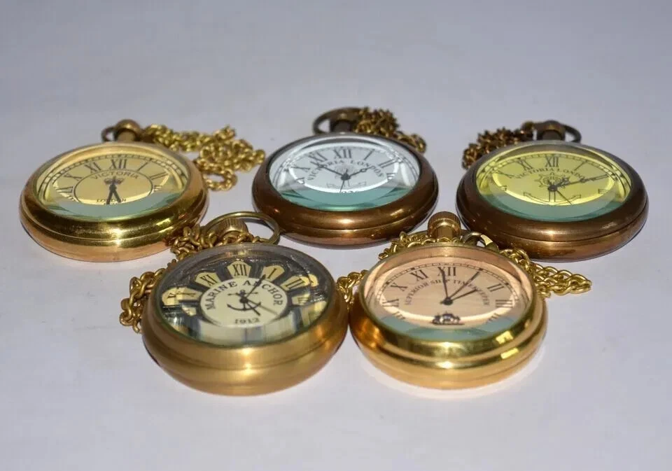 Antigo Relógio de Bolso Marítimo Vintage Latão com Corrente de Latão Conjunto de Cinco Presente - Imagem 2 de 4