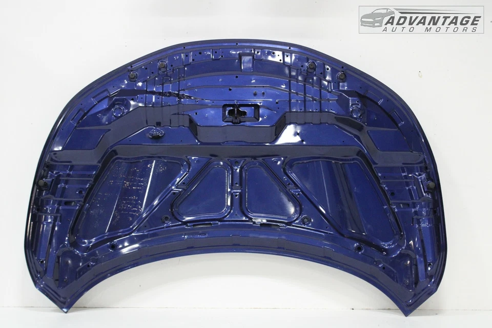 Cubierta del capó delantero Nissan Rogue Sport 2017-2019 azul oscuro acero metálico OEM Foto 2 de 4