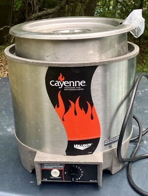 Vollrath HS-7 Cayenne 7Qt. Heat 'n Serve Food Warmer W/Insert - Cover & Ladel