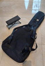 GEWA Gitarrentasche + Fußstütze