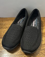 Women’s Sketchers Sz 8 Black Relaxed Fit Reggae Fest Willows Vibe Comfort