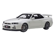 AUTOart 1/18 Nissan Skyline GT-R (R34) V spec II white pearl 77406