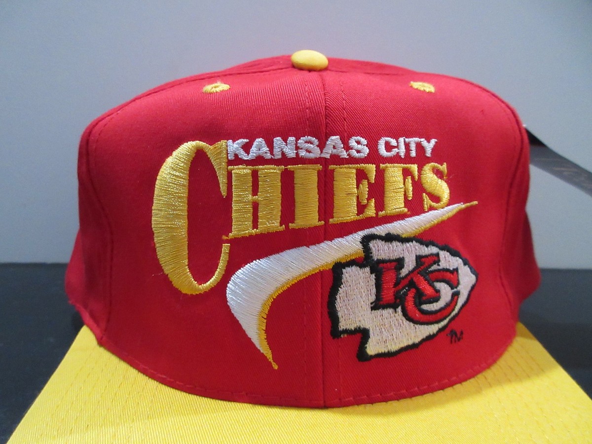 VINTAGE Kansas City Chiefs Hat Cap Snap Back Red Yellow Football