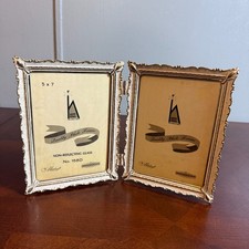 VTG 1950's White Gold Metal Double 5" x 7" Hinged Picture Photo Frame Ornate