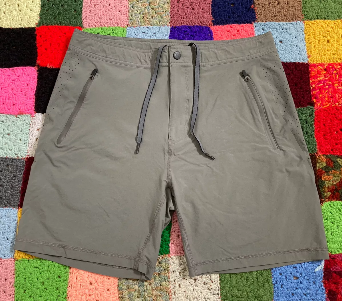 Mack Weldon 4-Way Stretch Active Shorts Mens Large Gray Perforated Performance