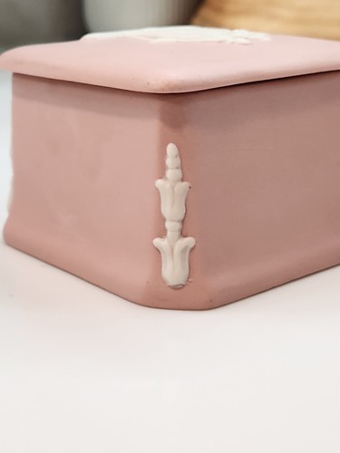 Ecanada Art Pottery Pink Clay Trinket Box W/Lid Bride & Groom Nice - Picture 7 of 12