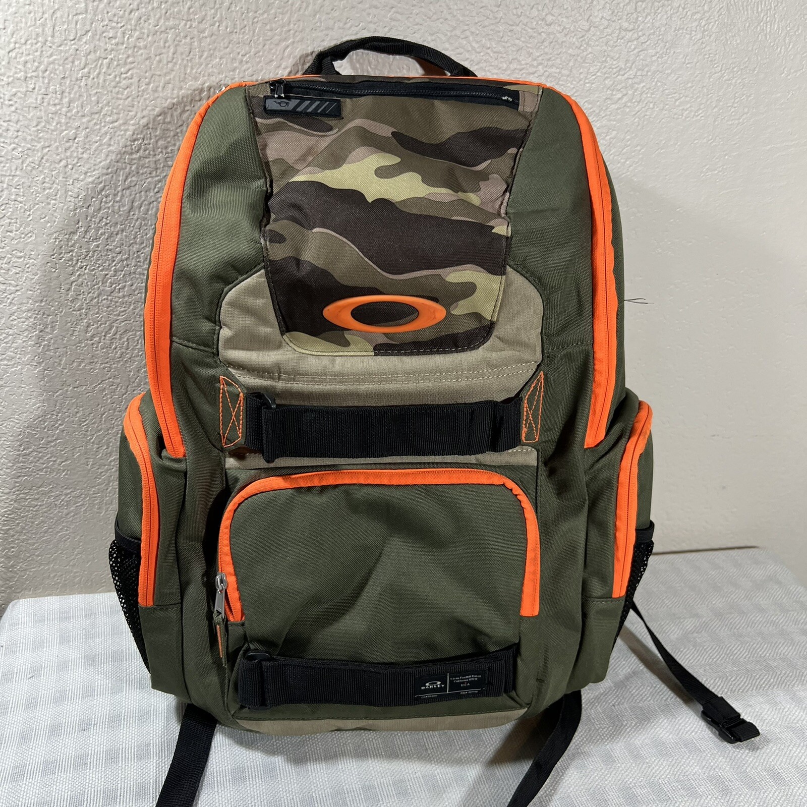 OAKLEY Camo Enduro 25L Backpack w/ Laptop Pocket +Ska… Gem