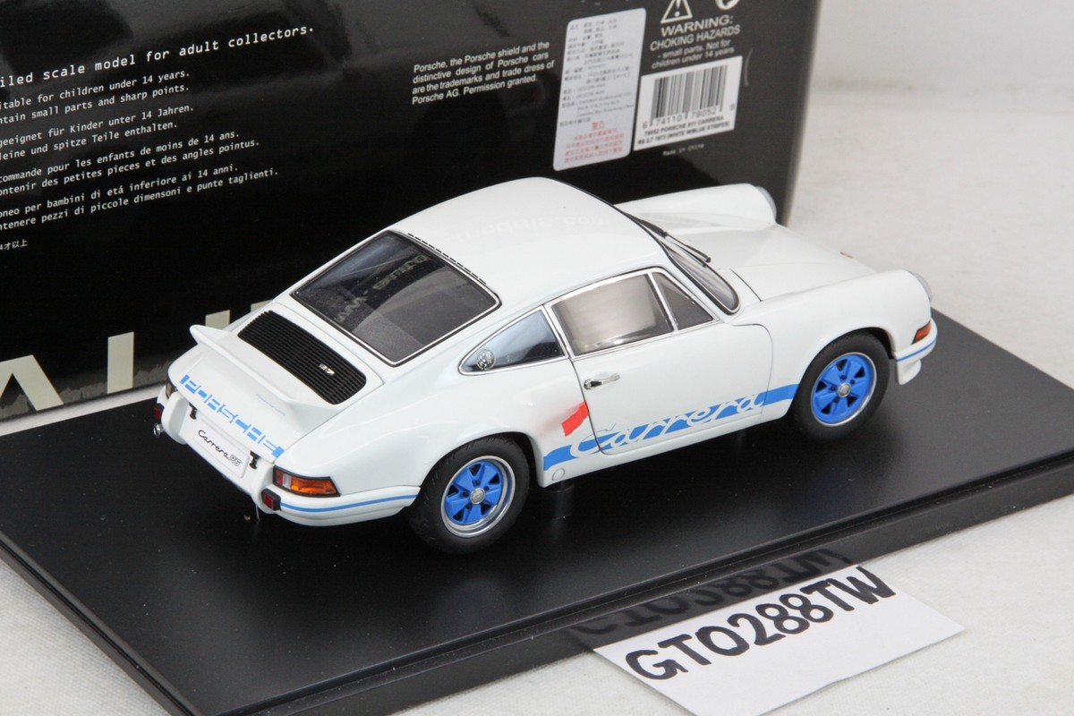 AUTOart 1:18 scale Porsche 911 Carrera RS 2.7 - 1973 (White AUTOart 1:18 scale Porsche 911 Carrera RS 2.7 - 1973 (White
