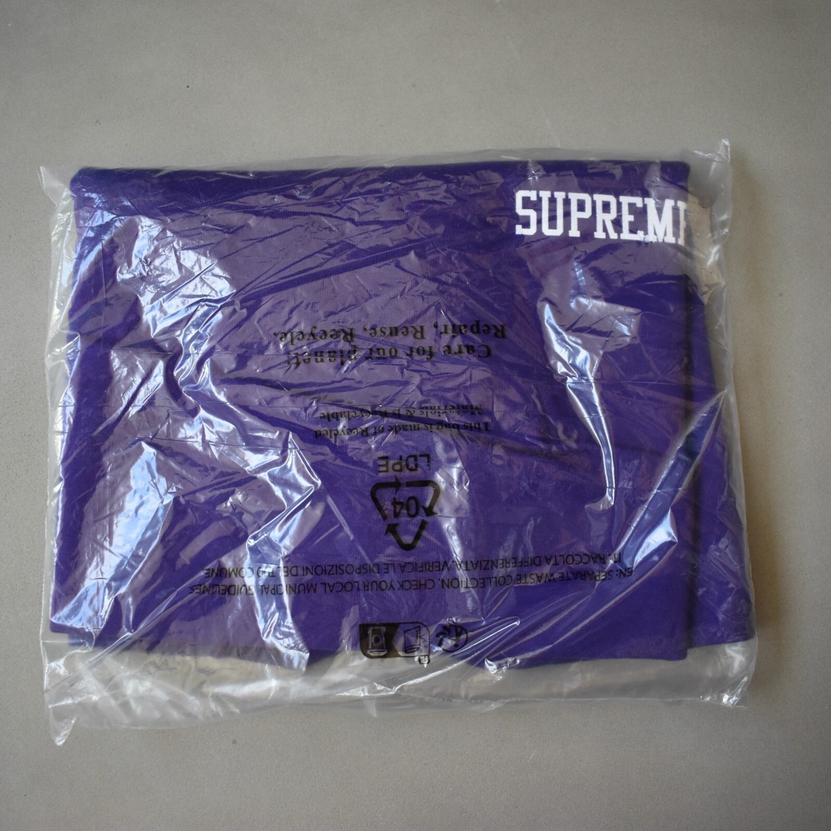 NWT Supreme Def Jam Fight For NY Fighter Tee T-Shirt Men M Purple