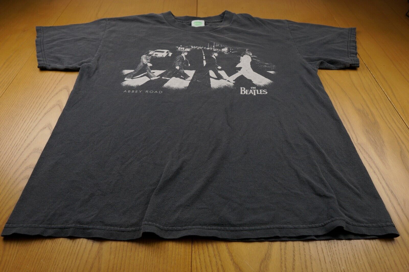VINTAGE Beatles Shirt Large Black Abbey Road 2005… - image 2