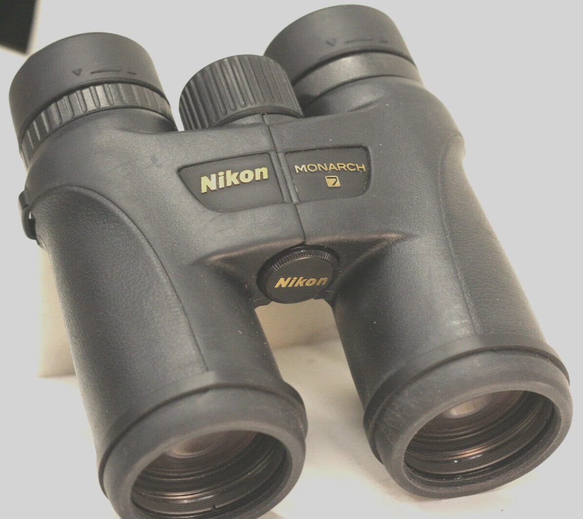Nikon Monarch 7 10 x 42mm ed glass Binoculars extremely bright clear