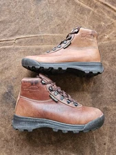 Vasque 7127 Sundowner GTX Backpack Hiking Boots Brown Leather Women’s Size 9 M