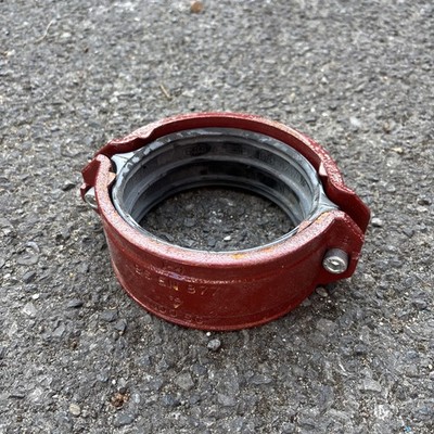 100 mm Gusseisen Fähnrich Bodenrohr 2 Stück Kupplung Verbinder (20 verfügbar)