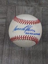 BERNARDO FLORES AUTOGRAPHED BASEBALL ON USED MAJOR LEAGUE BALL. WHITESOX.INSCRIB