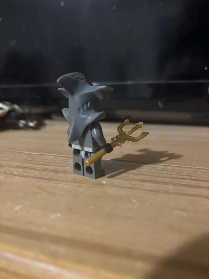 LEGO Hammerhead Shark Warrior Atlantis minifigure 7984 7977 - Image 2 of 2