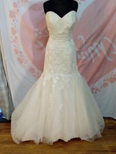 Wedding dress size 14 ivory lace/tulle Romantica, check measurement,  F