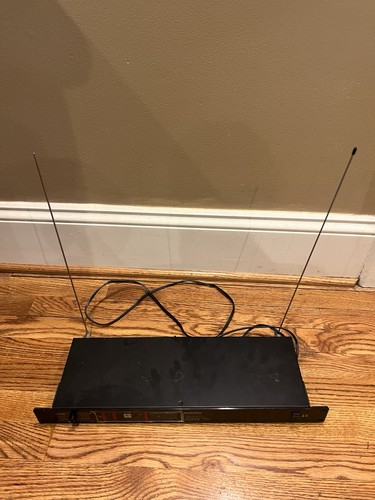 Samson True Diversity RX-3 VHF Receiver SUPER TD 120volts 16 Watts