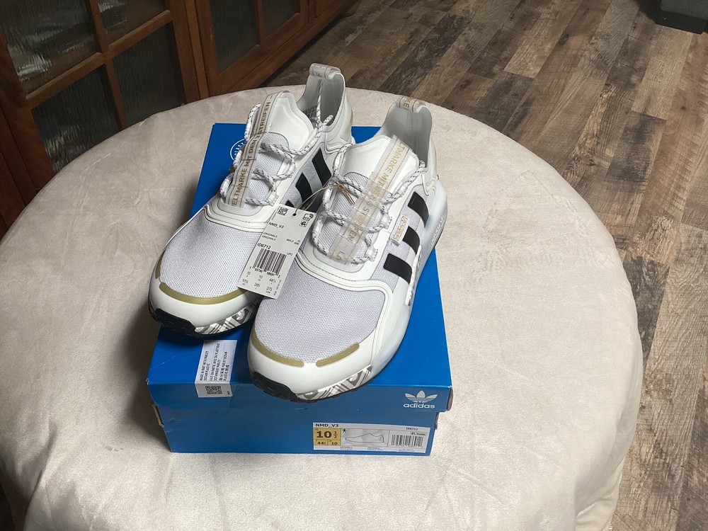 Adidas NMD_R1 V3 Size 10.5 Athletic Shoes in Cloud White Core Black Gold Metallic